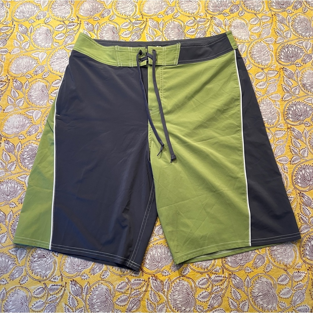 Vast Board Shorts Gray Green Colorblock Swim Trunks Men’s 33